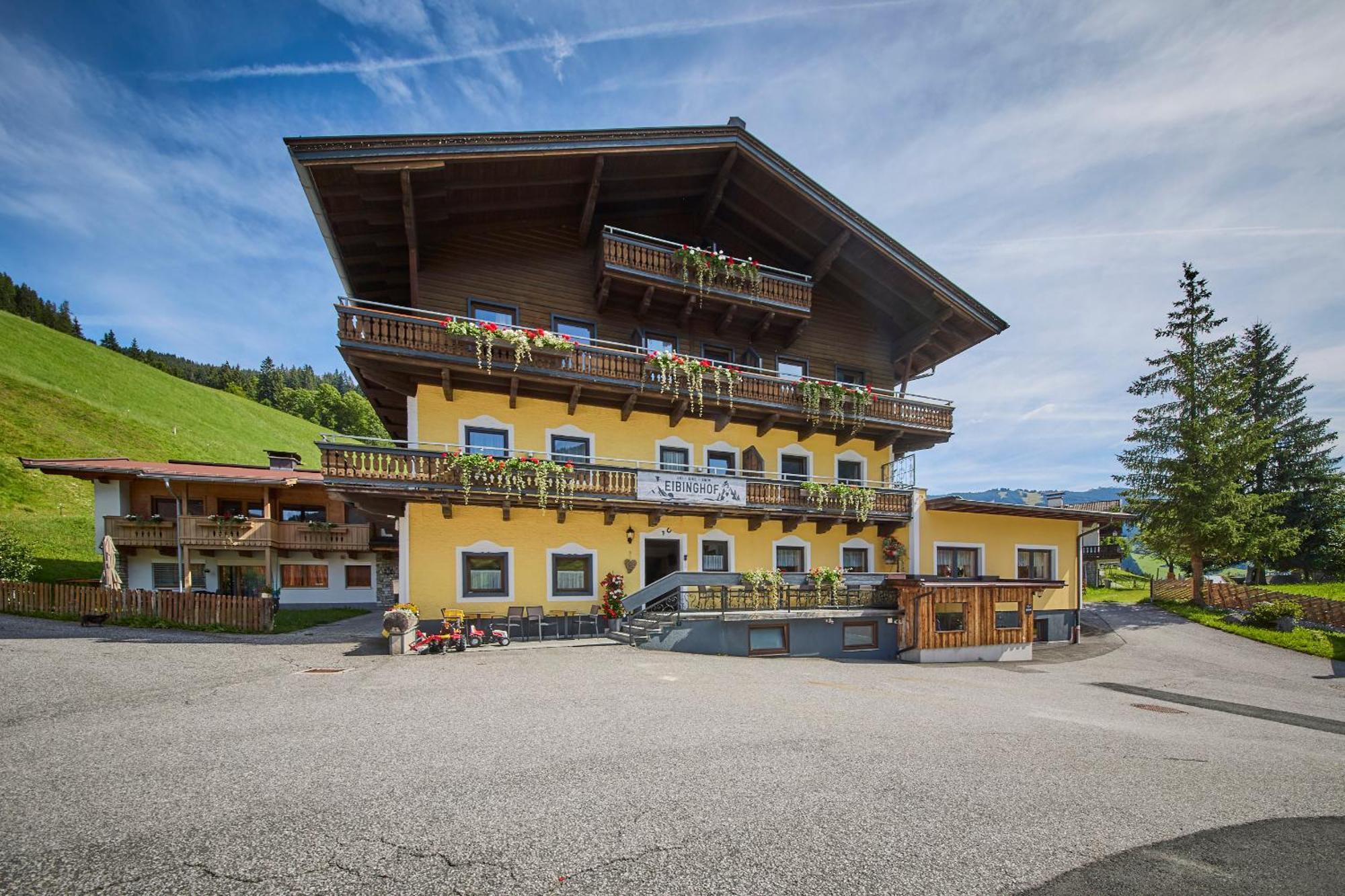 Eibinghof Bed & Breakfast & Swim Saalbach-Hinterglemm Exteriör bild