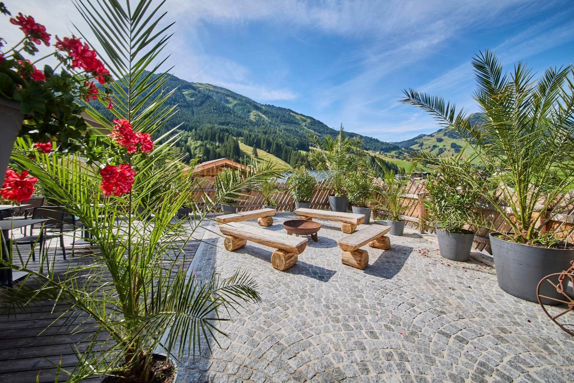 Eibinghof Bed & Breakfast & Swim Saalbach-Hinterglemm Exteriör bild